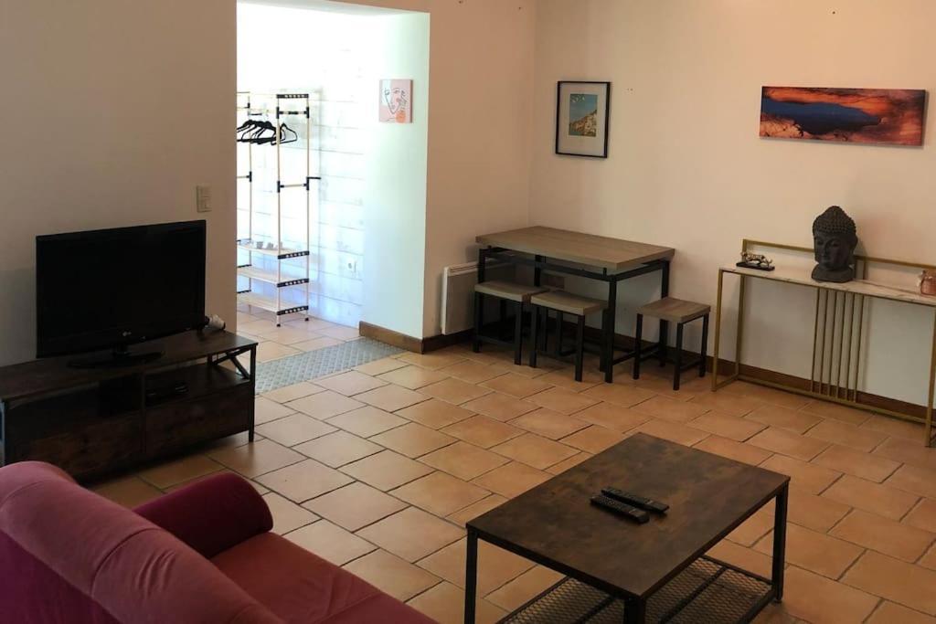 Maison Avec Vue Sur Le Viscos Holiday home *